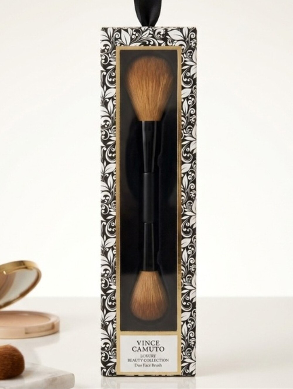 Vince Camuto Luxury Beauty Collection Duo Face Brush Choose 1 NWT